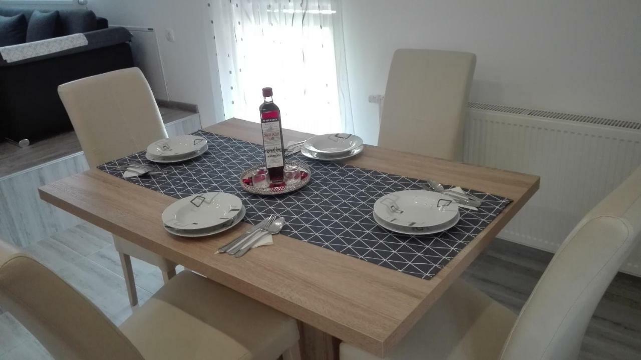 Apartament Apartman Diva Otočac Zewnętrze zdjęcie